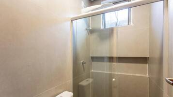 Villa | Bathroom | Shower