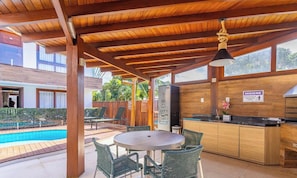 Outdoor dining - Comfort in Marau: 200m From the Beach - Cpr0108 (Maraú)