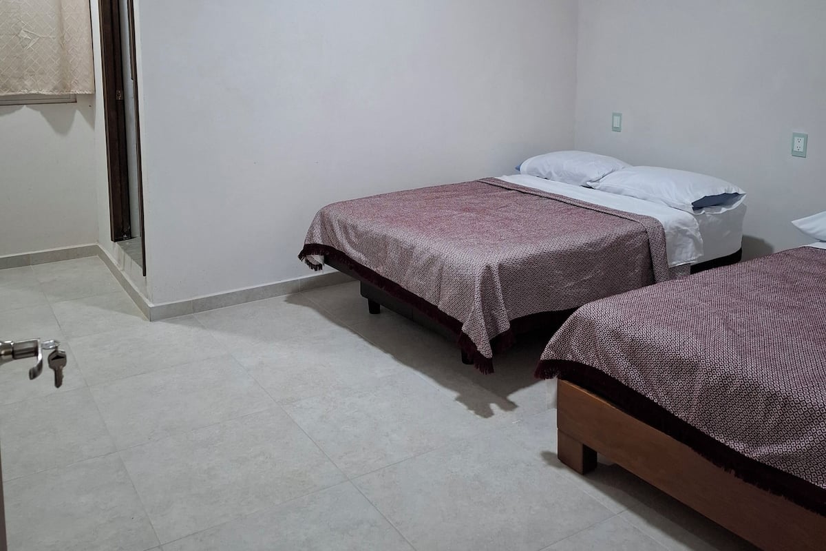 Basic Quadruple Room | Free WiFi
