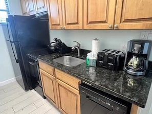 Private kitchen - Siesta Sands Unit 203 (Siesta Key)