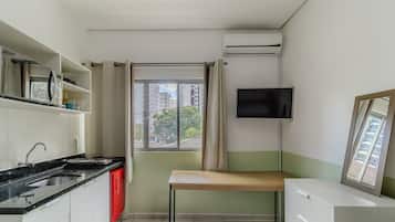 Basic Apartment | Private kitchen