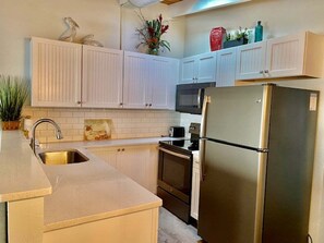 Private kitchen - SR-04 Beach Front Beauty (Siesta Key)