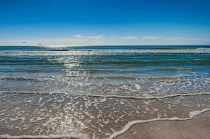 Beach nearby - SR-19 Nicely Decorated 1/1 Unit (Siesta Key)