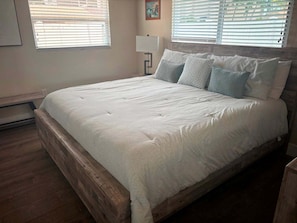 Iron/ironing board, WiFi (free), bed sheets - SR-19 Nicely Decorated 1/1 Unit (Siesta Key)