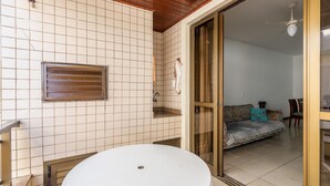 Interior - Beautiful Apartment Right on the Sand Ilh0107 (Florianópolis)