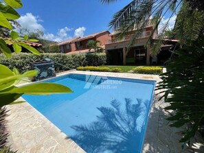 Pool - 10 people Chalet in Santa Fe de Antioquia for Relaxation and Rest family time (Antioquia)