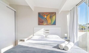 Room - Apt in Condo w/ BBQ in Capivari Lvr0017 (Campos do Jordão)