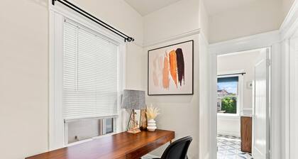 Restored Lake Merritt Victorian Retreat
