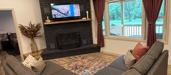 “Creekside” 4 bedroom, 2 bath home on Labette creek in Parsons, Ks.
