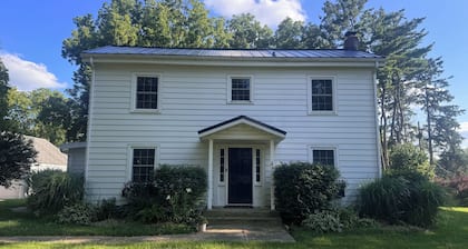 Michigan Farmhouse & Wildflower Fields Retreat, Rent from Notre Dame faculty