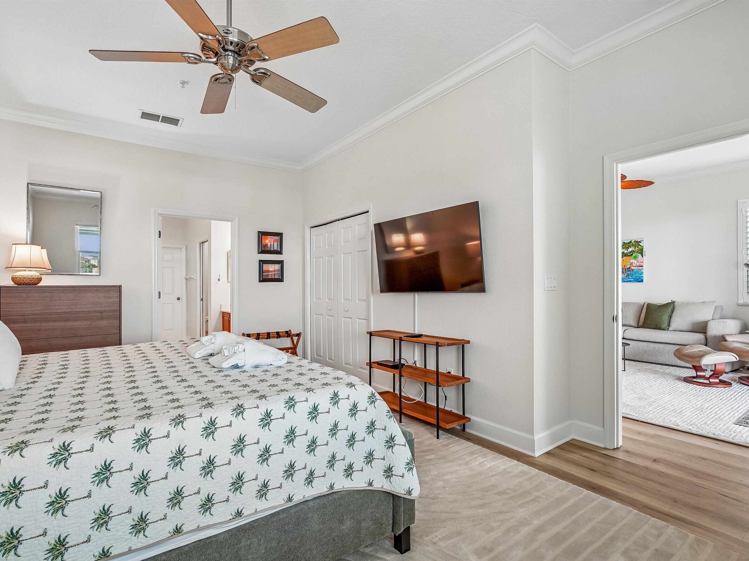 Condo (3 Bedrooms) | Property amenity