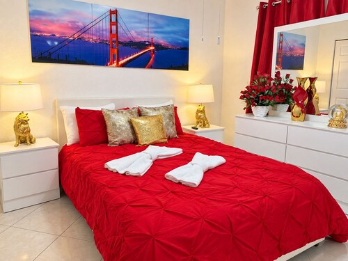 Private Miami Suite