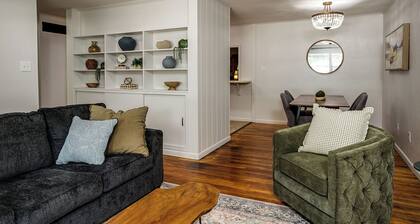 Newly renovated 3/2 in the middle of town
