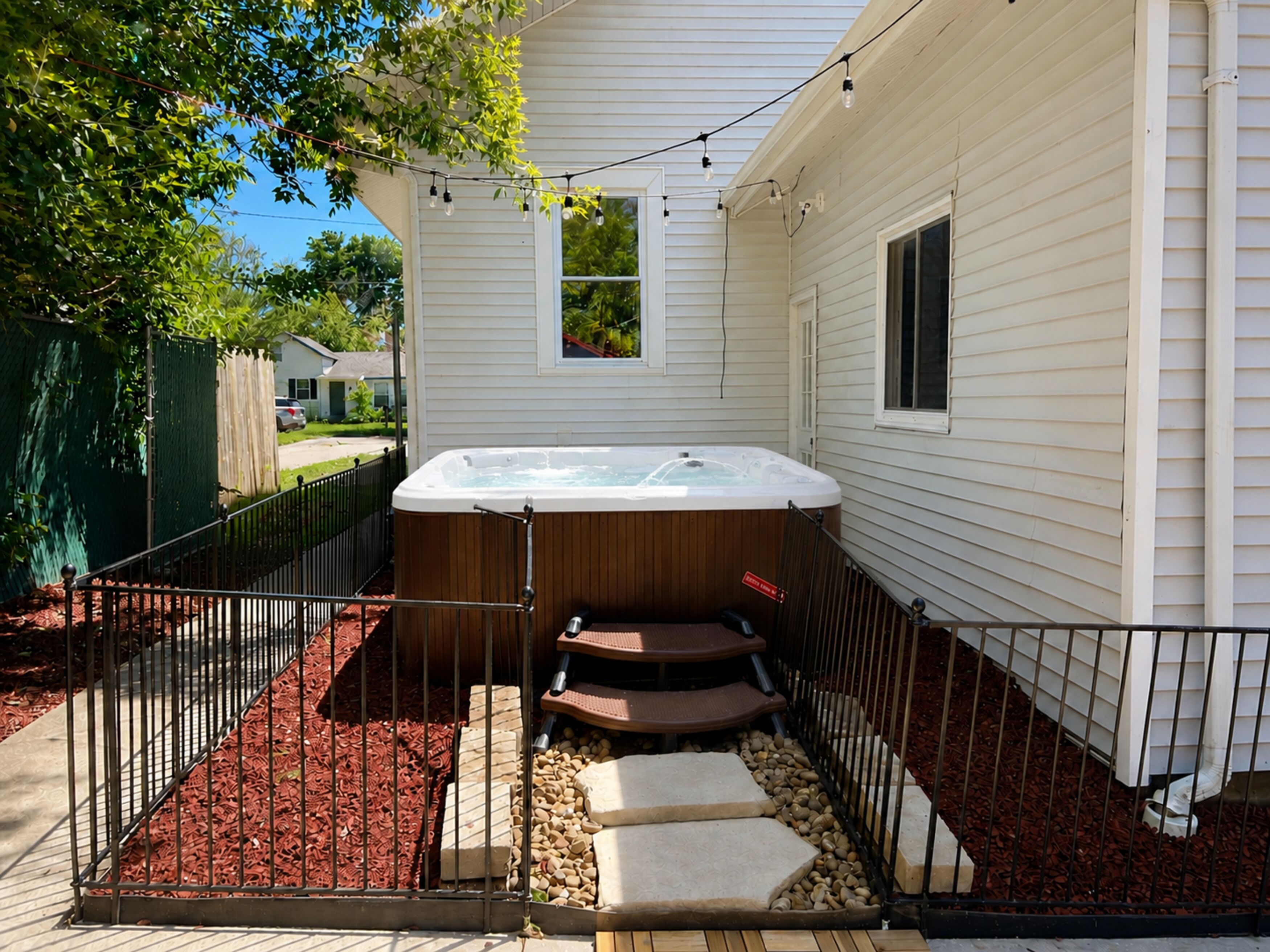 Outdoor spa tub