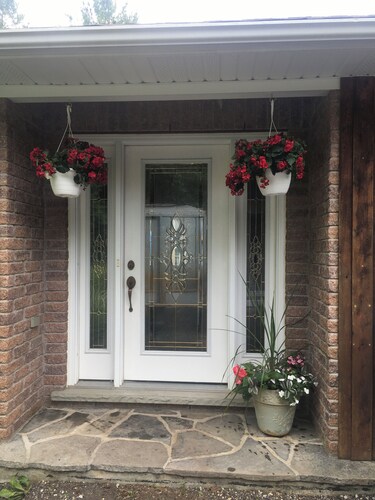 Secluded getaway in rural Wellington County!