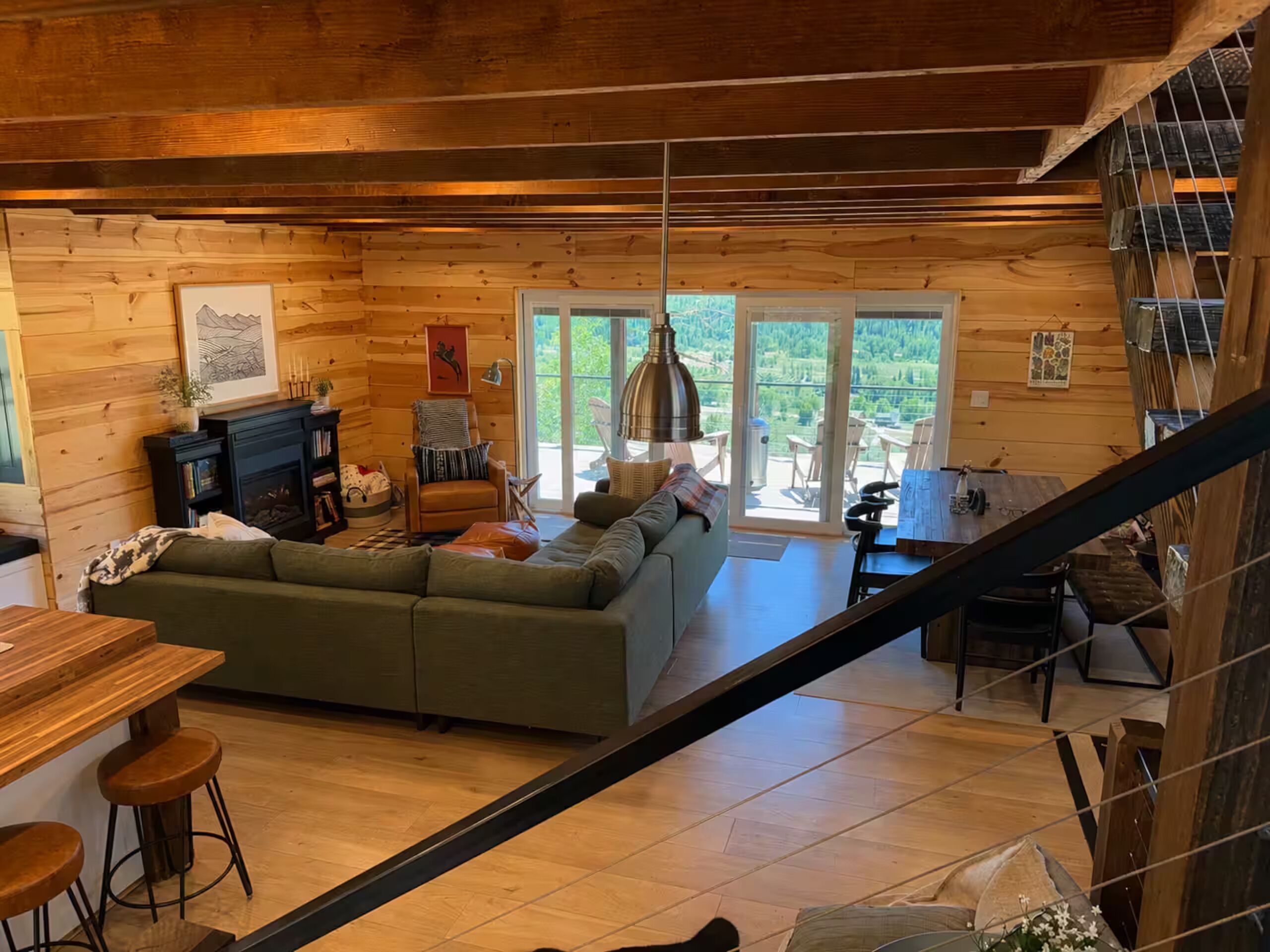 Smart TV, fireplace, video games, DVD player