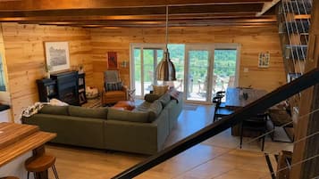 Smart TV, fireplace, video games, DVD player