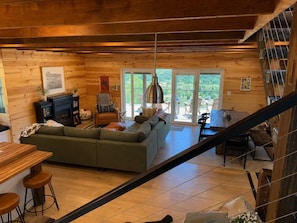 Smart TV, fireplace, video games, DVD player