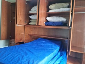 Room - Apto Confortável em Ubatuba a 4 Min da Praia das Toninhas com Wi-Fi e Garagem (Ubatuba)