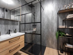Bathroom - Vrbo Property (Bad Sassendorf)