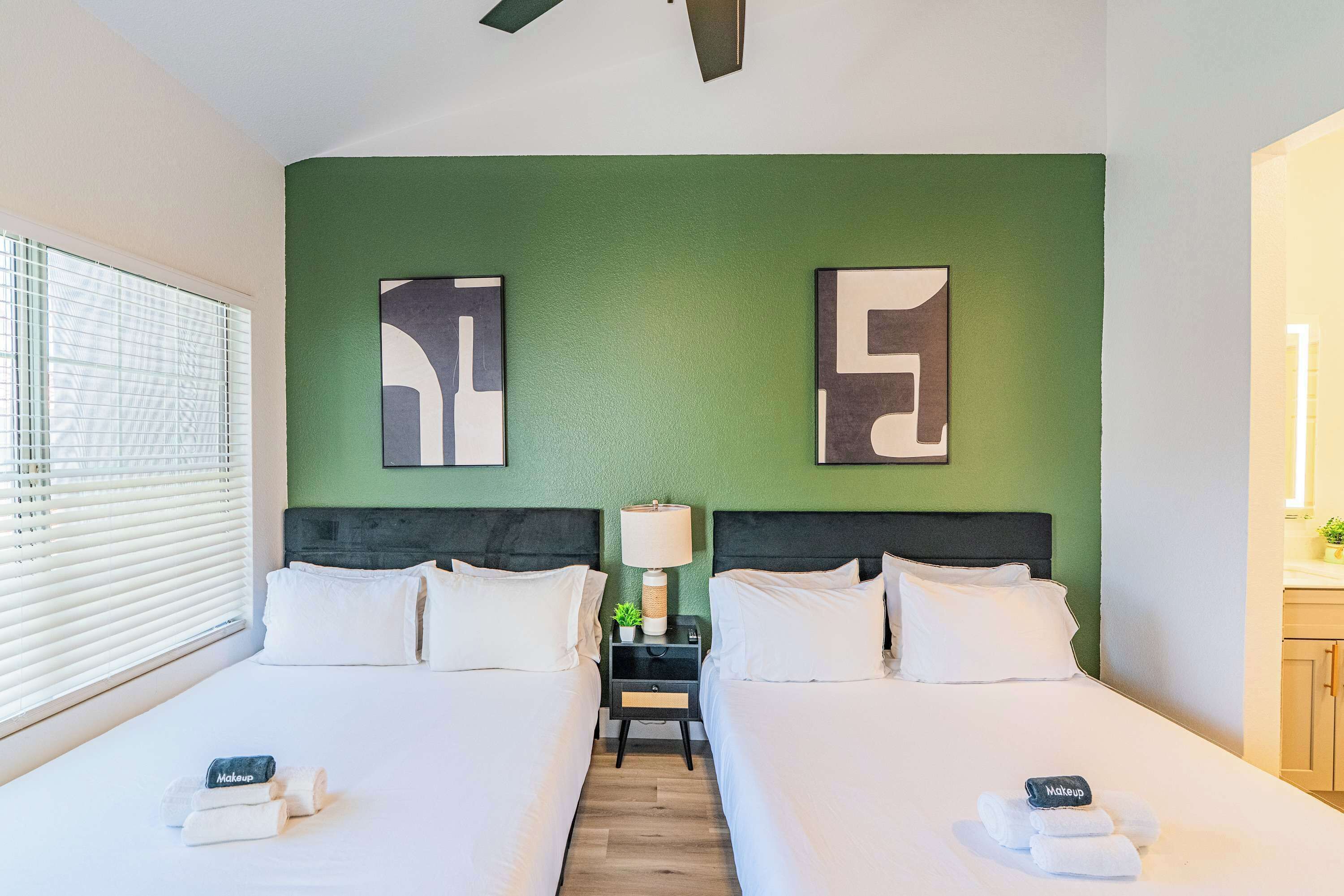 2 quartos, ferros/tábuas de passar roupa, Wi-Fi, roupa de cama