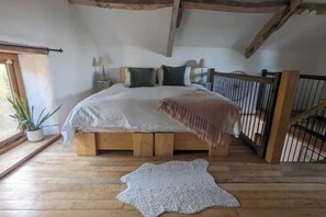 Room - 1 Bed Barn - Sleeps 2 - Pool - Garden - Bbq (Taunton)