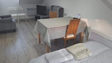 Ferro/asse da stiro, Wi-Fi, lenzuola