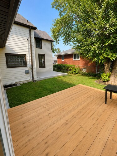 Spacious 5-bedroom house with AC in beautiful Bellevue