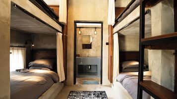 Dormitorio compartido Confort, no fumadores | Wifi gratis y ropa de cama