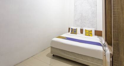 Hotel O near Metropolitan Mall