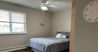 Quiet 2 Bedroom ready for YOU