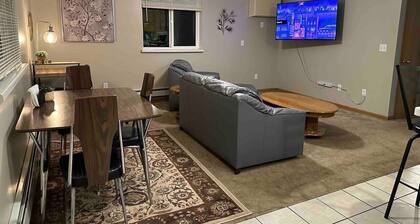 Quiet 2 Bedroom ready for YOU