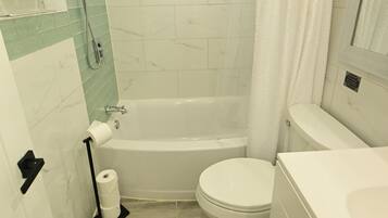 Luxury House | Bathroom