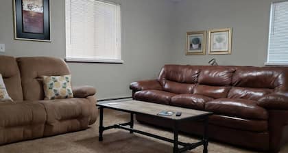 Fresh 2 BR in Quiet Town Minutes from St. Cloud
