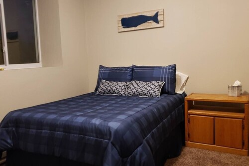 Quiet Renovated Apartment.