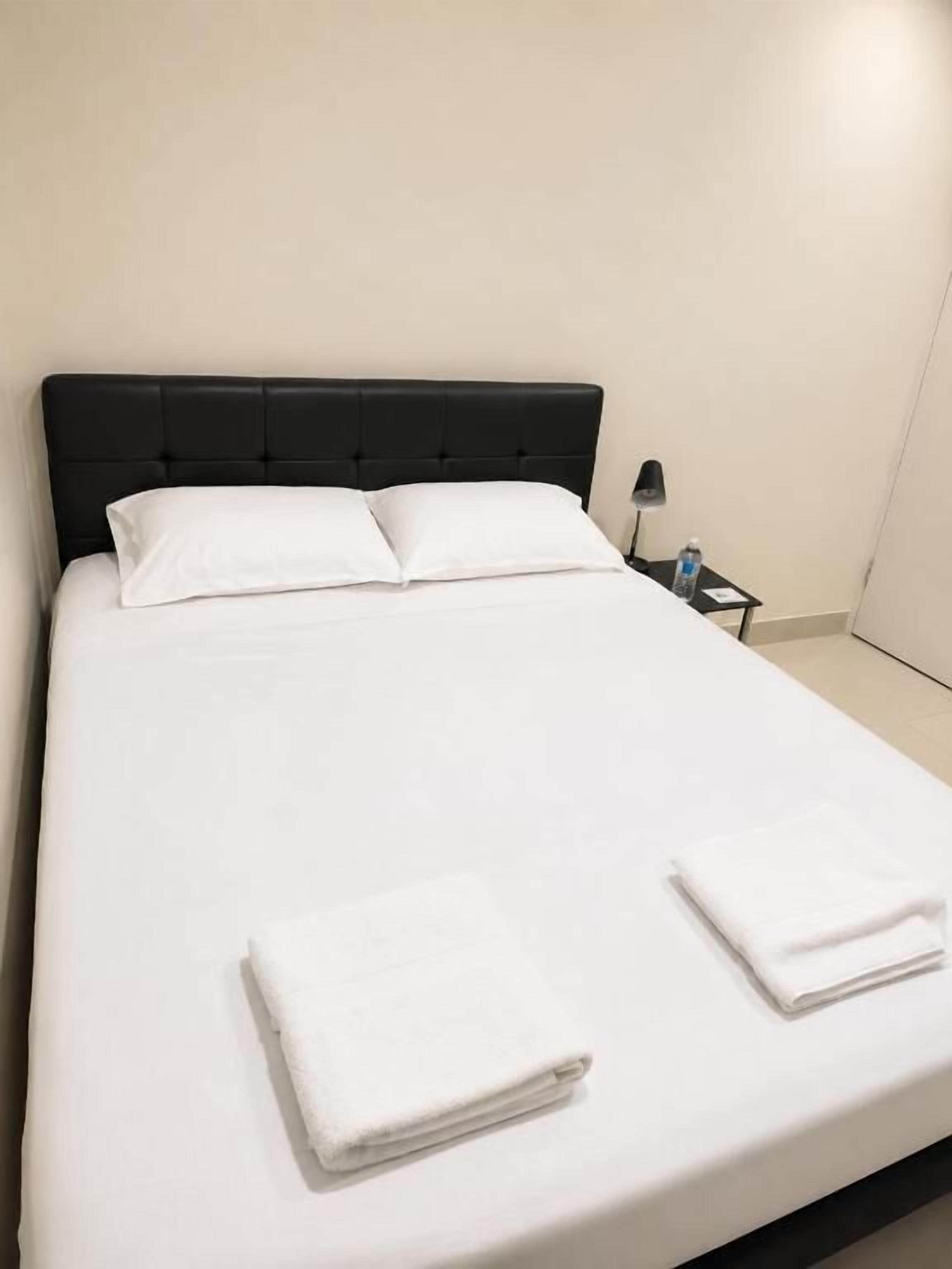 Double Room | Desk, laptop workspace, free WiFi