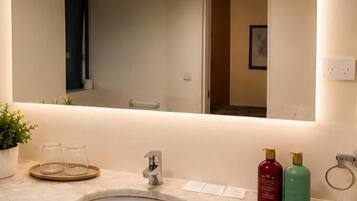 Shower, free toiletries, hair dryer, towels