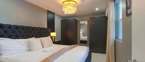 1 bedroom, iron/ironing board, WiFi (free), bed sheets