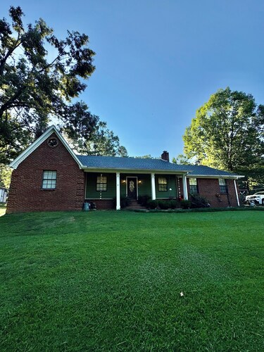 The Perfect Oxford Escape- 4BR Home, 10 Minutes to Football & The Square