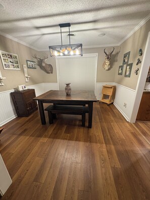 Interior - The Perfect Oxford Escape- 4BR Home, 10 Minutes to Football & The Square (Oxford)