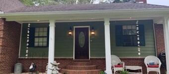 The Perfect Oxford Escape- 4BR Home, 10 Minutes to Football & The Square