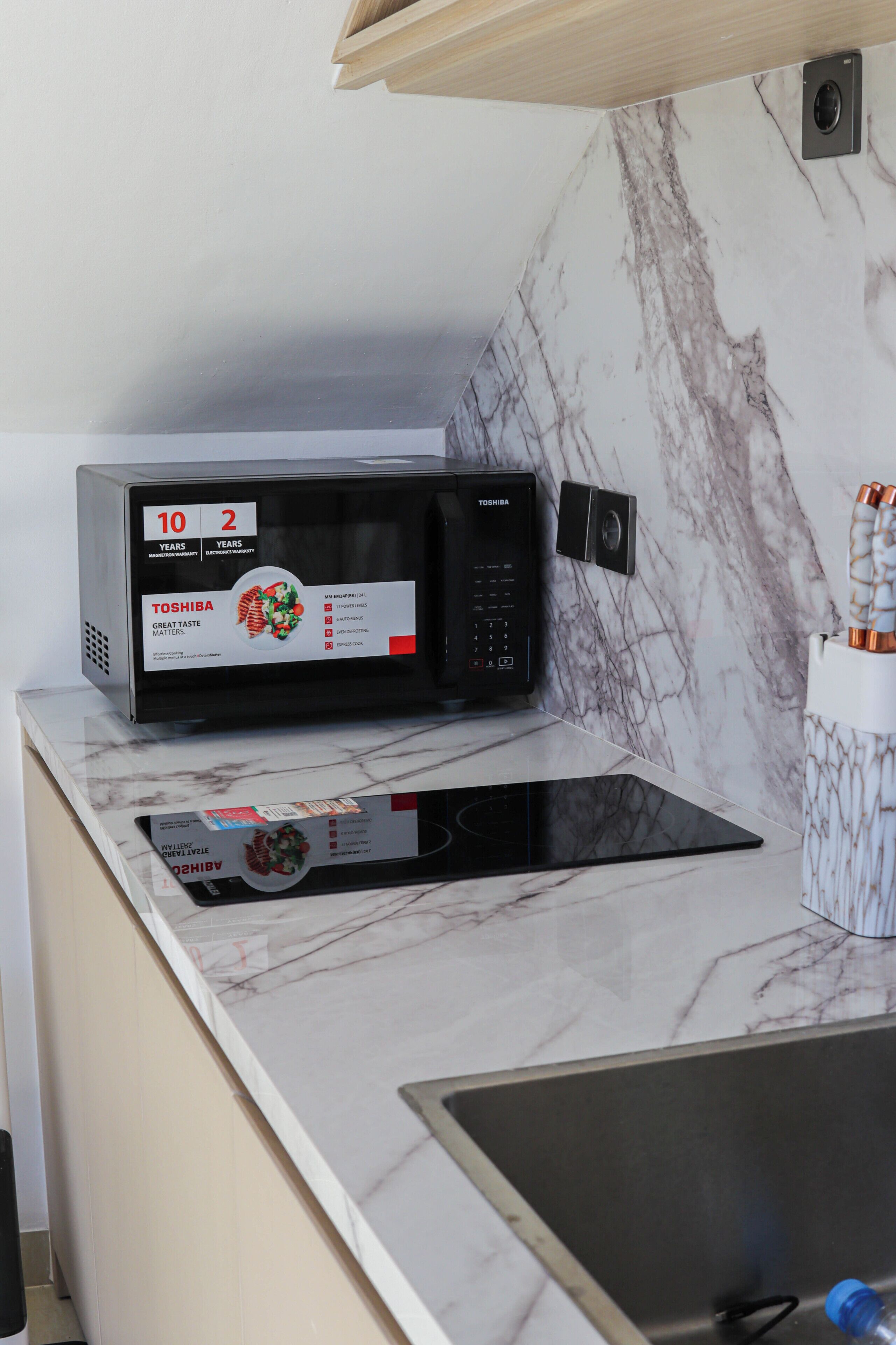 Fridge, microwave, cookware/dishes/utensils