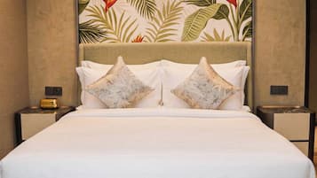 Villa, Non Smoking, Private Pool | In-room safe