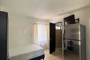 Room - Studio with Shared Pool, Lanai, Water Views (Playas del Coco)