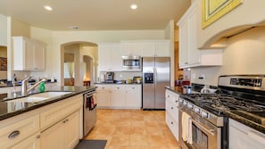 Nhà (4 Bedrooms) | Nội thất