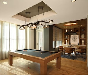 Spielezimmer