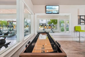 Spielezimmer