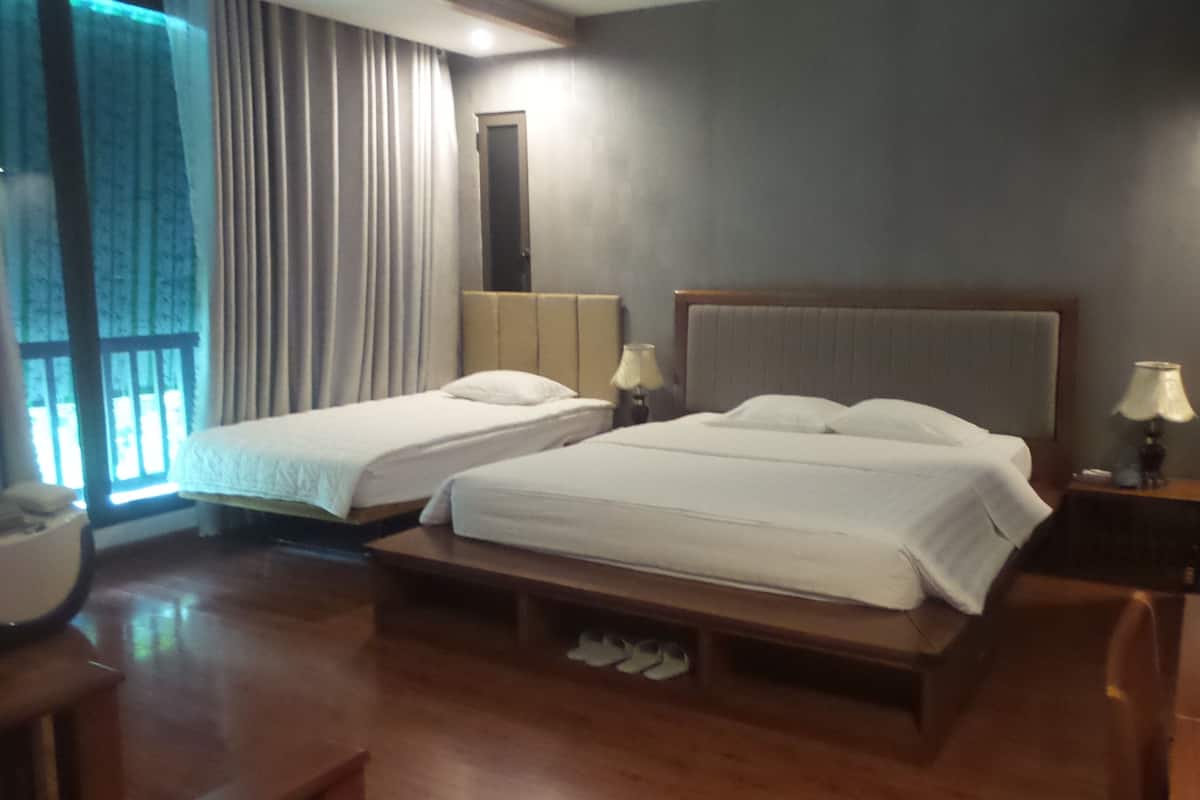 In-room safe, desk, laptop workspace, blackout curtains