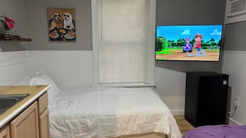 WiFi, bed sheets