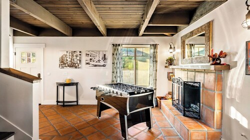 Highland Park Panorama by Avantstay Game Room + Panoramic Views Wine Country